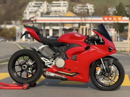 Ducati Panigale V2